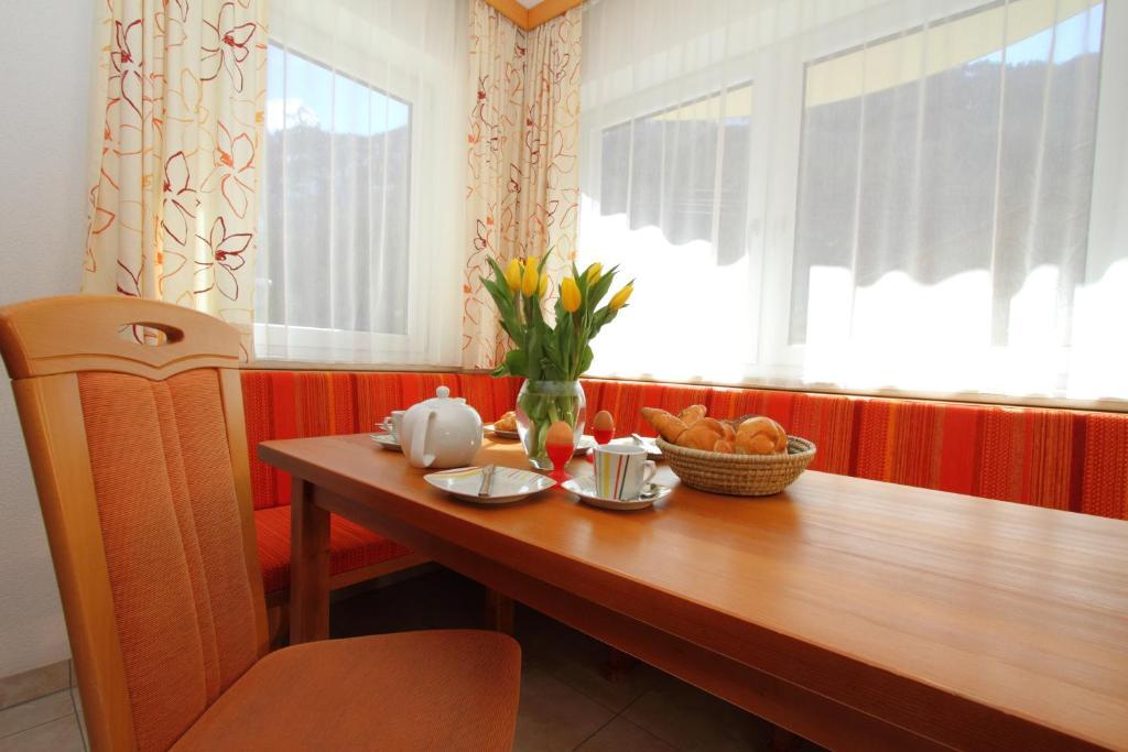 Apartament Adlerhof St. Leonhard im Pitztal Pokój zdjęcie